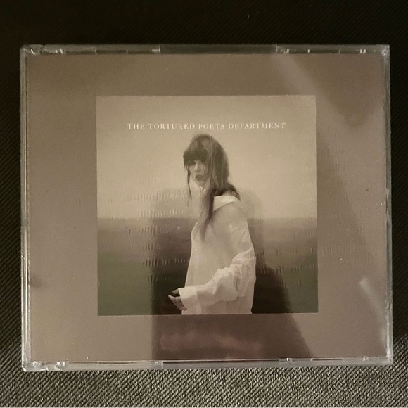 Sealed Taylor Swift TTPD Deluxe CD “The Albatross” Edition - Picture 2 of 9